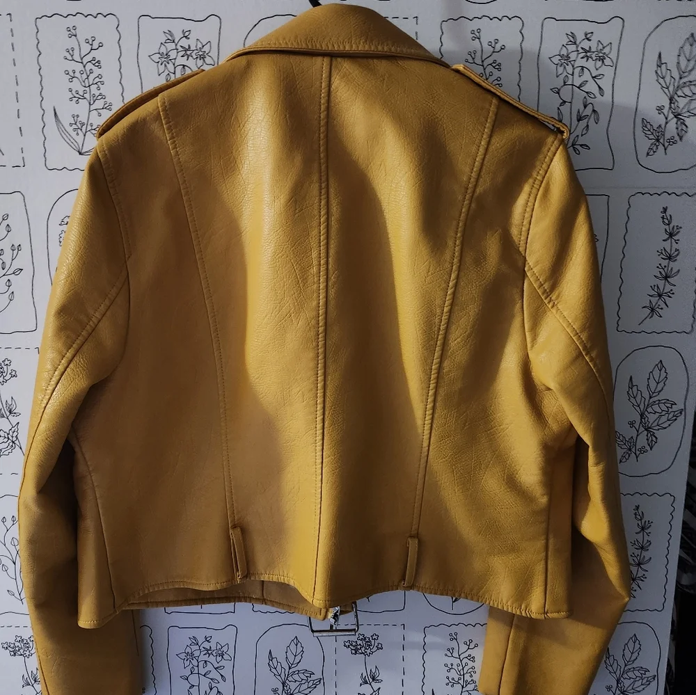 Jacket - Picture 3 of 3
